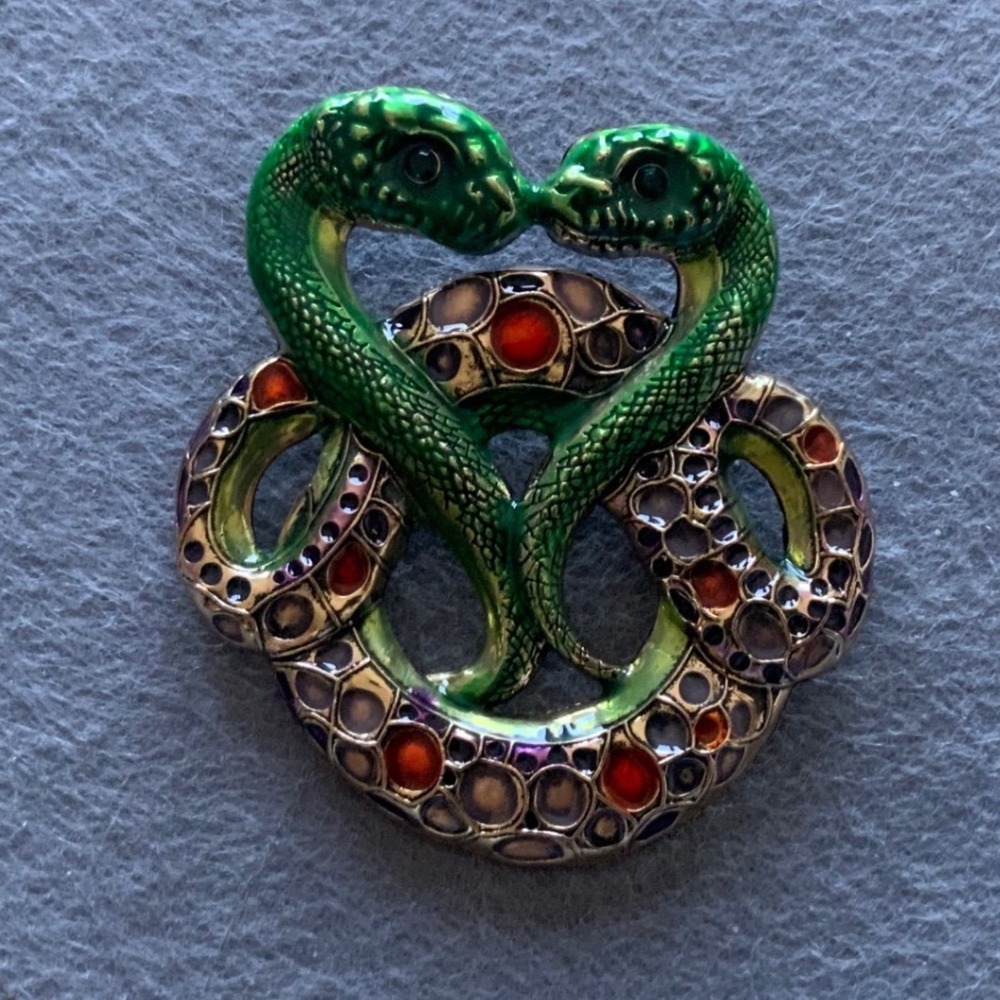 Green Enamel Double Snake Brooch Auryn Style Serpent Knot Pin Fantasy Jewelry